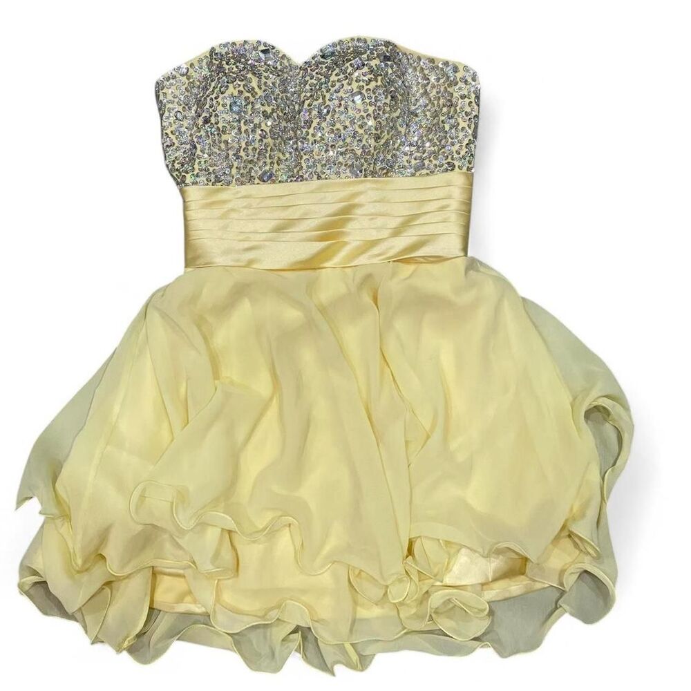 American-vintage Women's Yellow and Silver Formal-dresses